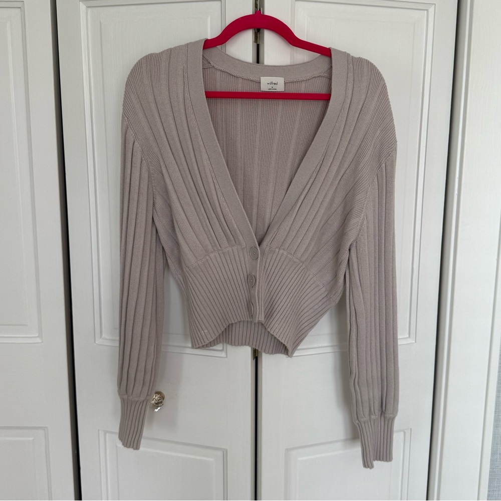 Aritzia plunge front cardigan size M